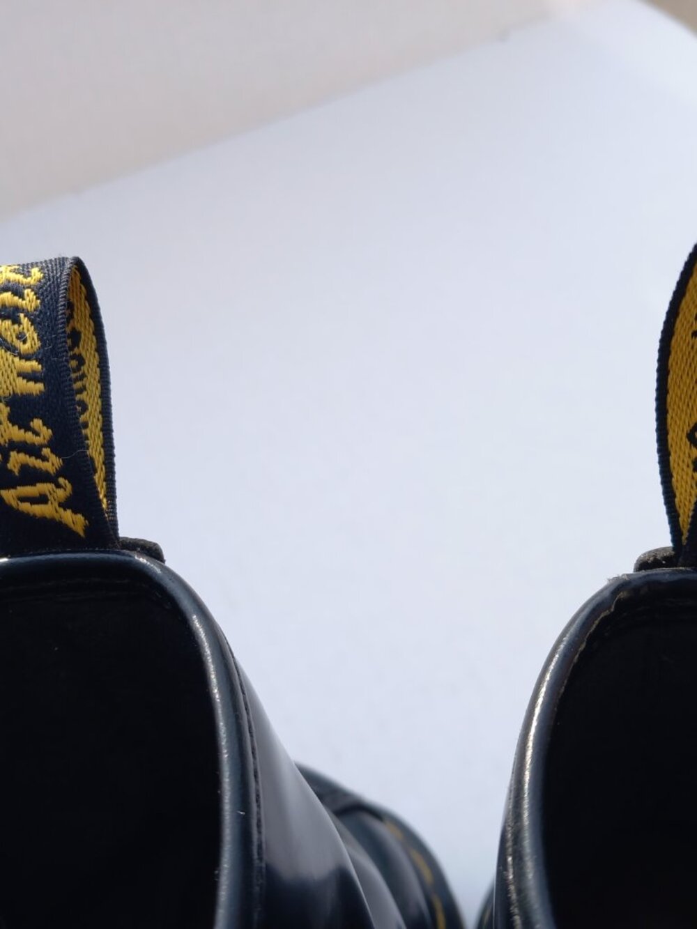 Dr. Martens Air Wair Men's 7/US Women's 6 Black Leather Hiking Boot Lace Up - Picture 10 of 15